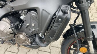 Yamaha XSR 900 - 7