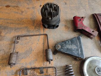 Díly Jawa speciál - 7