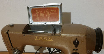 Retro kufříkový šicí stroj LADA 132 - 7