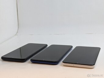 Samsung Galaxy A20e 3/32gb white, black, blue. - 7