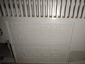 STEREO CASSETTE RECORDER HITACHI - model - TRK - 7990E - 7