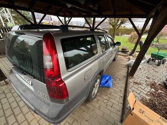 Volvo XC70 2003, D5 - 7