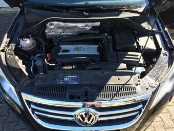 VW Tiguan 2.0 TSI - 7
