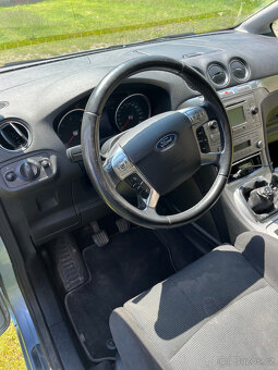 Ford S-Max - 7