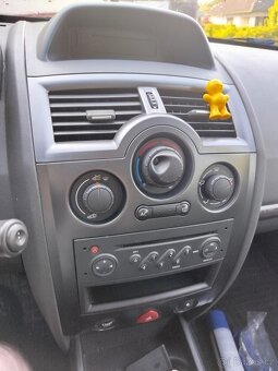 Renault Megane 1,6 16V 82Kw - 7