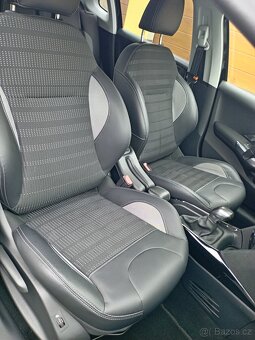 PEUGEOT 2008 - 7