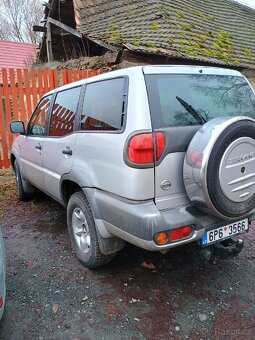 Nissan Terrano II - 7