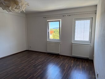 Pronájem Hořovice 3kk, 81m, klidná lokalita u nemocnice - 7