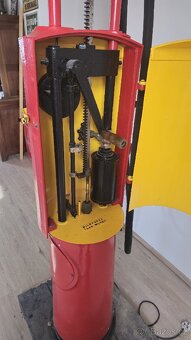 Benzinka, benzínový stojan Shell, USA 20. léta - 7