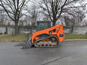 Pásový smykový nakladač Komatsu CK 20-1, hmotnost 3.6 t - 7