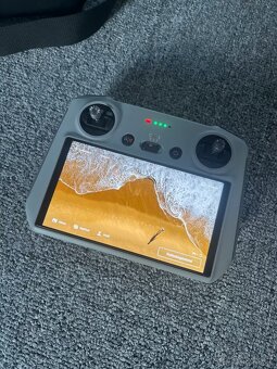 Dron DJI Mini 3 Pro se smart ovladačem a příslušenstvím - 7