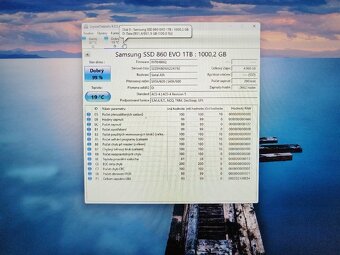Herní notebook HP OMEN 17-cb0001na - 7