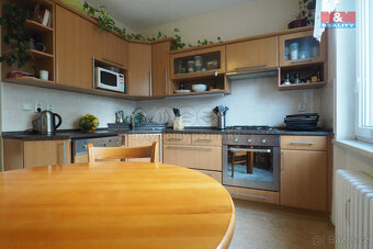 Prodej bytu 4+1, 95 m², Orlová, ul. Okružní - 7