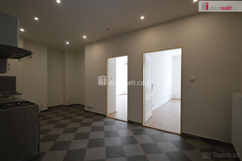 Pronájem 3+1 80m2 P10 Vršovice činžovní dům rekonstrukce bal - 7