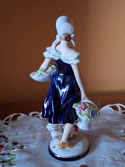 ZAHRADNICE porc.soška ROYAL DUX CHECHOSLOVAKIA VÝŠ.27CM - 7