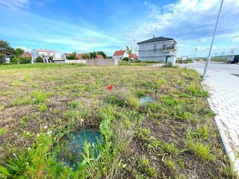 Prodej stavební parcely 612 m2 - Pečky - 7