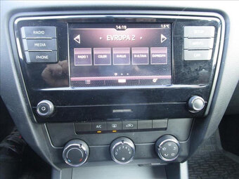 Škoda Octavia 2,0 TDI DSG,1.MAJITEL ČR - DPH - 7