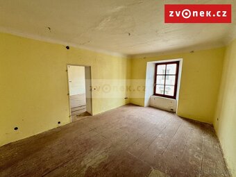 VILA V CENTRU KROMĚŘÍŽE (k bydleni i podnikání) - 7