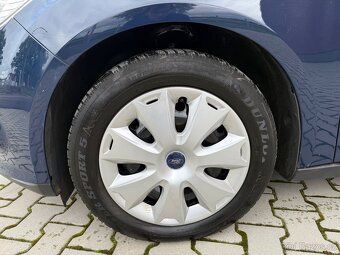 Ford Focus MK3 1.6i Benzín 77kw 2012 Serviska Nová STK DOVOZ - 7