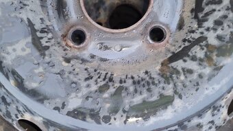 Zimní kola s disky 175/65 r14 6,5mm vzorek - 7