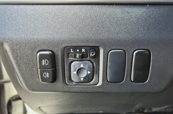 MITSUBISHI PAJERO 3.2DiD 140KW 2016 1 MAJITEL-XENON- NAVIJÁK - 7