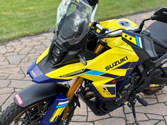 Suzuki V-Strom 800 DE Rally Edition 2023, najeto 11110km - 7