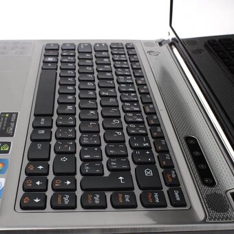 Prodám Ntb Lenovo Z 360 - 7