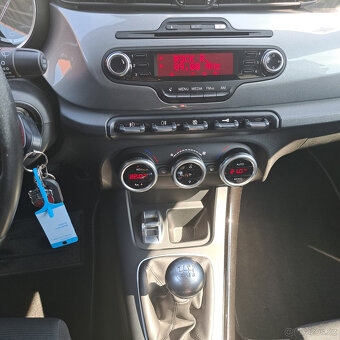 ALFA ROMEO GIULIETTA 1.6JTD 77kW - 7