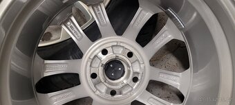 Ford Kuga:3.gen, 17' alu disky,zimni Dunlop, nové - 7