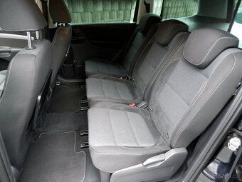 Volkswagen Sharan 2.0TDi 103kW BIXENON EL. DVEŘE r.v.12/2011 - 7