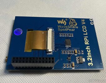 Waveshare Raspberry Pi 3,2 palcový dotykový TFT LCD displej - 7