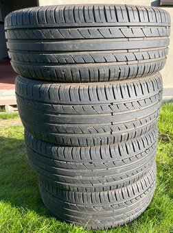 ALU KOLA R17 5x108 , Orig. Renault , Pneu 6mm 225/45/R17 - 7