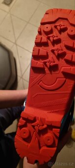 Skialpy s botami a pásy - 7