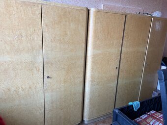 Šatní skříně z masivu - 7