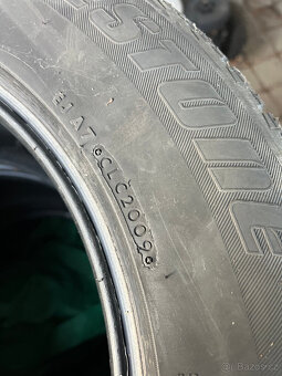 Pneu 275/55R17 - 7