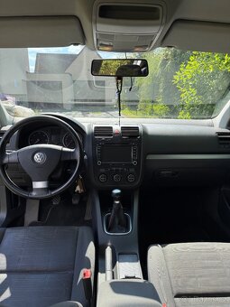 VW Golf V 1.9 TDI r. 2007 – na opravu nebo na náhradní díly - 7