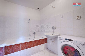 Prodej rodinného domu, 247 m², Kamenná - 7