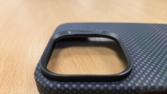Kryt Benks Magnetic Aurora Kevlar 600D pro iPhone 15 Pro - 7