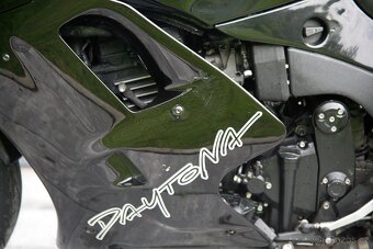 Triumph Daytona 900 1996 - 7