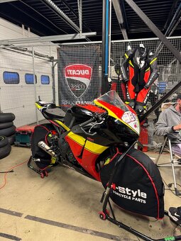 OKRUHOVKA CBR1000RR 2016 - 7
