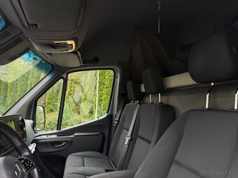 Mercedes Sprinter 907 - 7