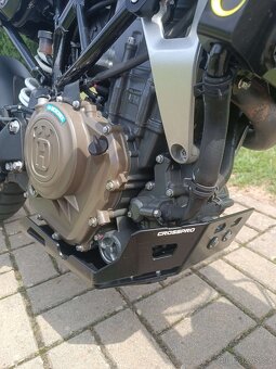 Husqvarna Svartpilen 401 - 7