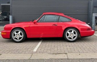 Porsche 911 Carrera 4 - 7