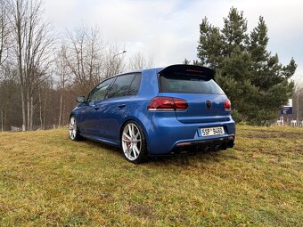 Volkswagen Golf 6R - 7