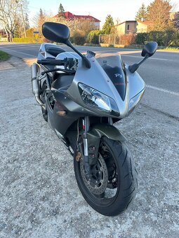 Yamaha yzf R1 - 7