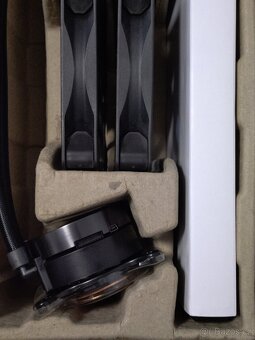 Vodník NZXT Kraken X62 - 7