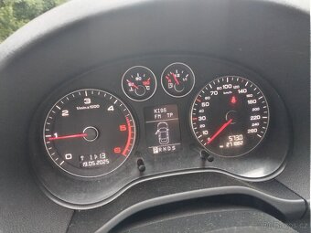 AUDI A3 kabriolet 2.0 TDI DSG - 7