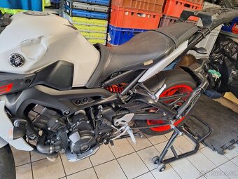 Bouraná Yamaha MT 09 - 7
