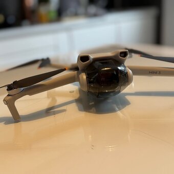 Dron DJI Mini 3 - 7