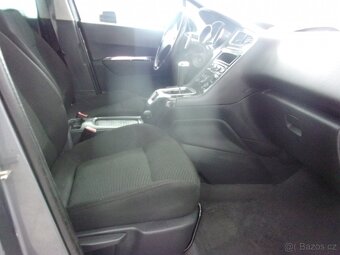 Peugeot 5008 1,6 hdi AUT.-Kroupy - 7